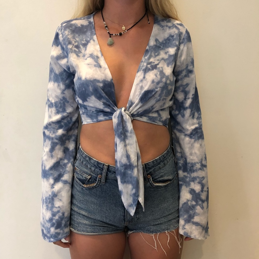 Hollister sky pattern boho long sleeve top